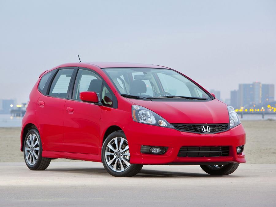  Honda Fit Sport 2011 года  (US) (фото 18 из 21)